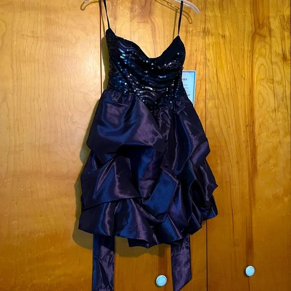 Dresses | Dark Purple Formal Dress Size 3 | Poshmark Dresses | Dark Purple Formal Dress Size 3 | Poshmark